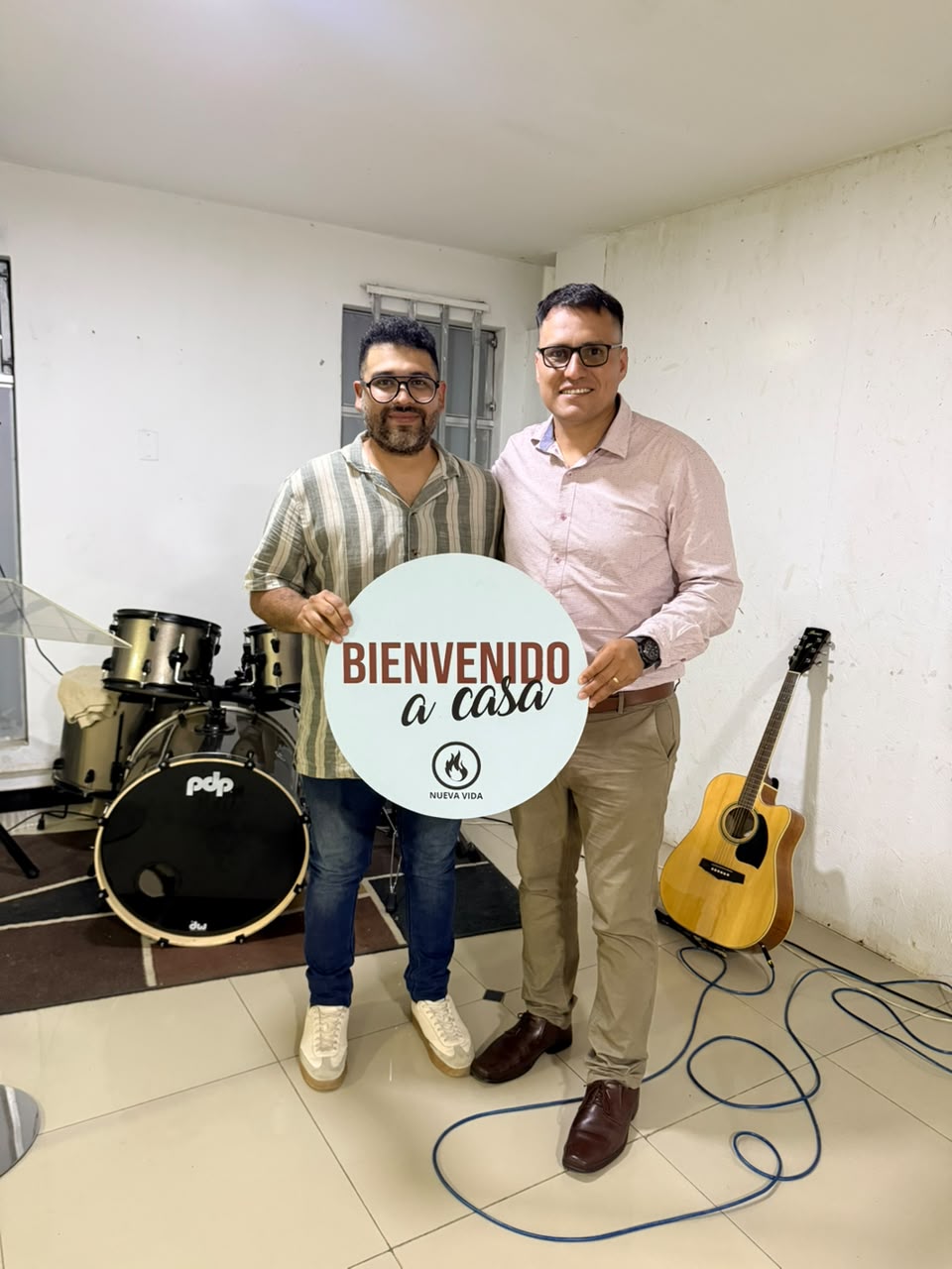 Letrero Bienvenido a casa de la Iglesia Nueva Vida